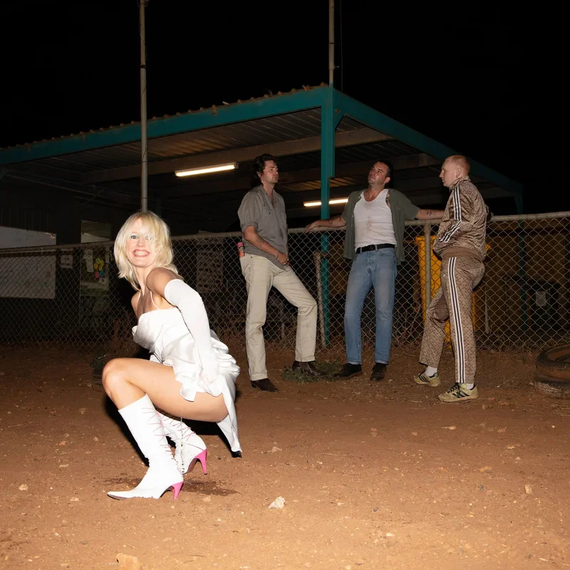 Amyl & The Sniffers - U Should Not Be Doing That / Facts (7" Vinyl) [INDIE EXCLUSIVE]