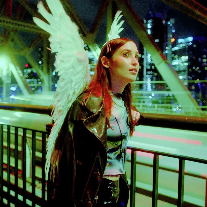 Hatchie - Giving The World Away [LP]
