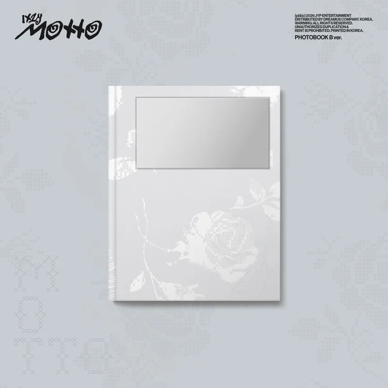 Pre-Order: ITZY - Motto [Photobook B ver.]