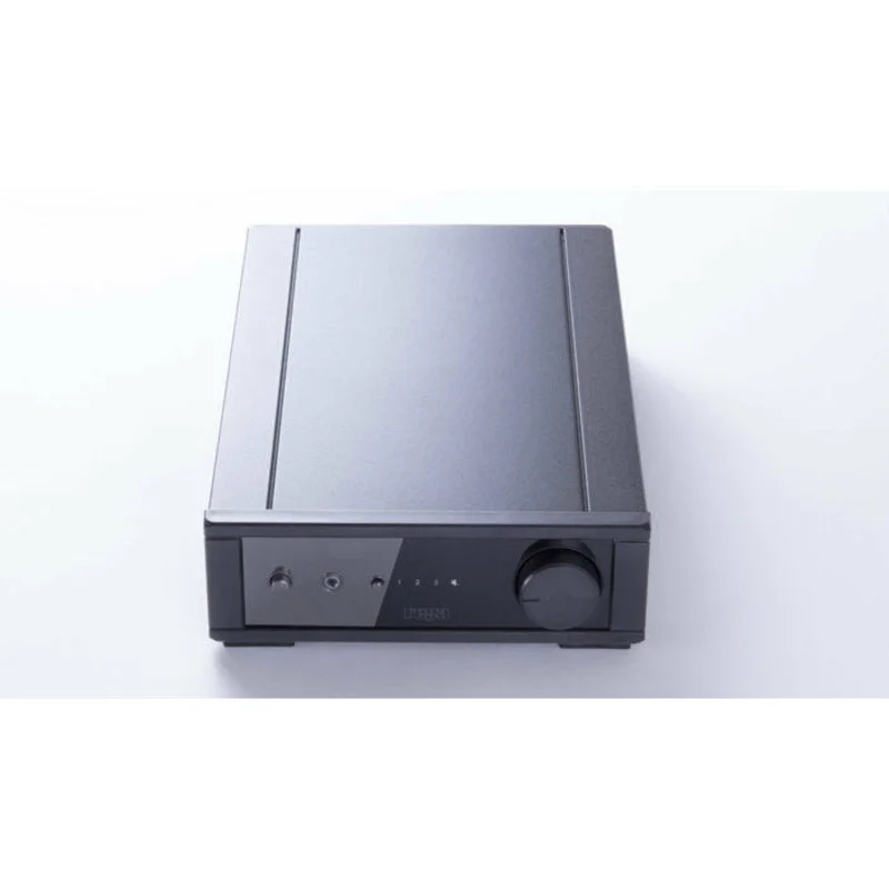 Rega - IO Integrated Amplifier